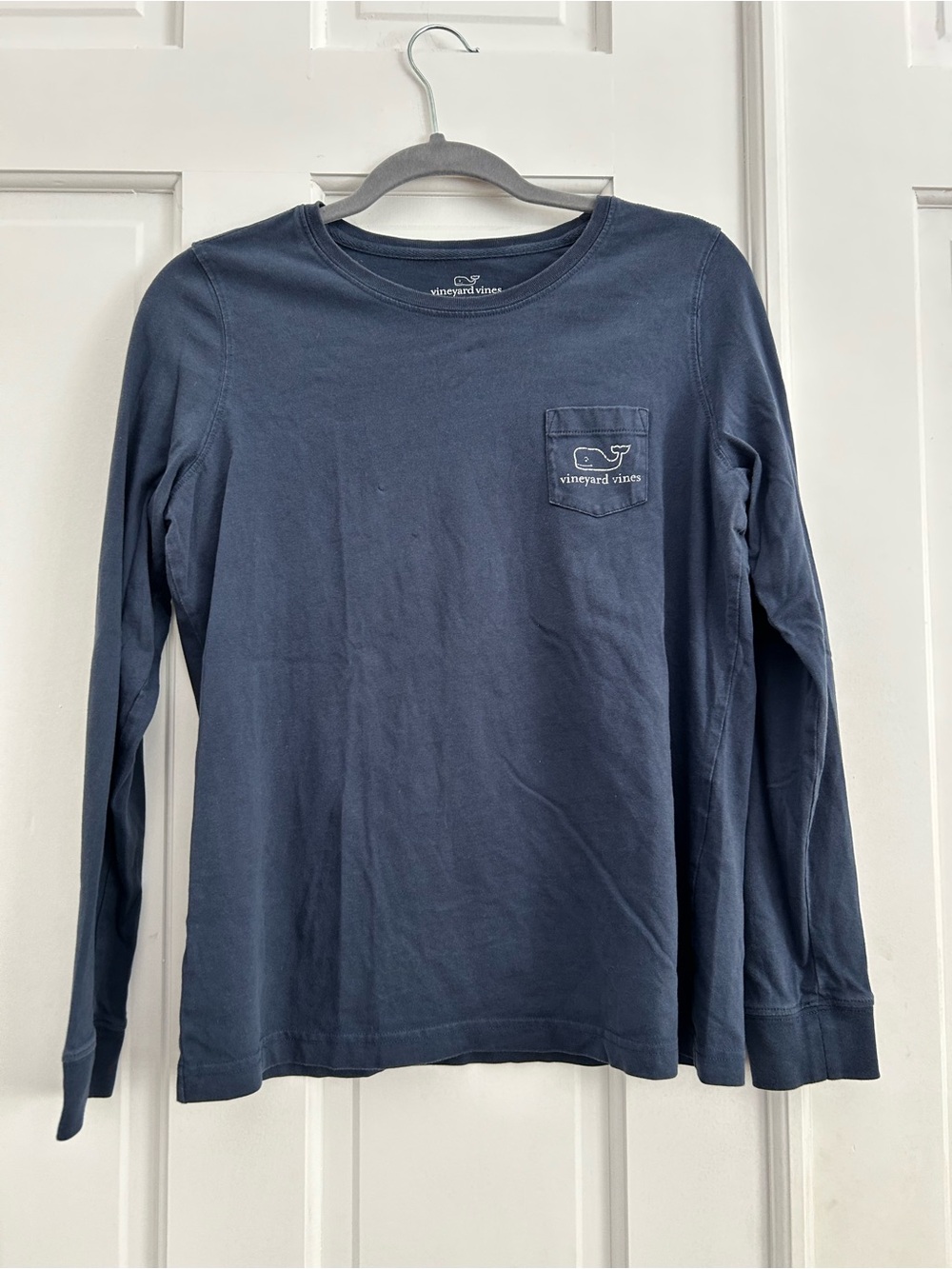 Vineyard Vines Long-Sleeve Pocket Tee in Navy Blue